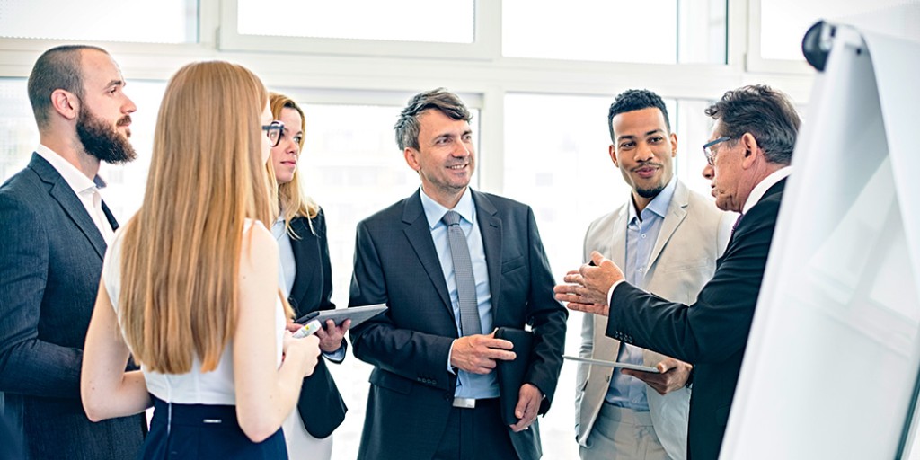 Gruppe von Juristinnen und Juristen